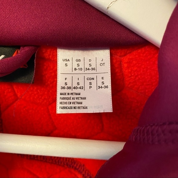 Reebok 1/2 Zip Fleece Lined Running Workout Top - Picture 8 of 12